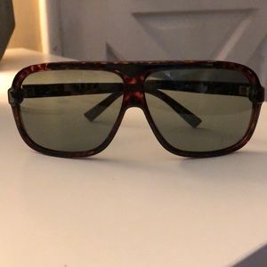 YVES SAINT LAURENT DARK HAVANA GREEN LENSES! USED